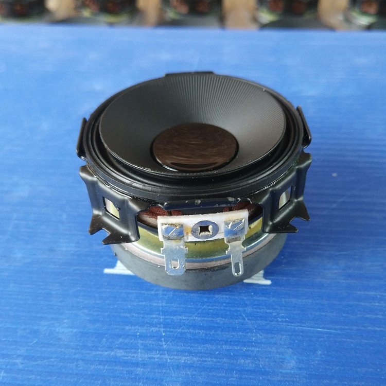 LG Car Audio Speaker   بحجم 2.25 بوصة